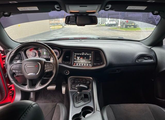 
 Dodge Challenger full									