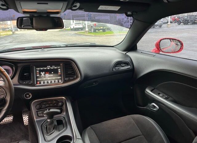 
 Dodge Challenger full									