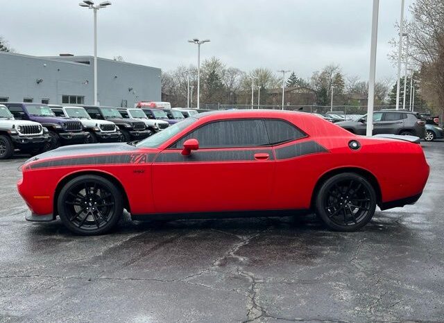 
 Dodge Challenger full									