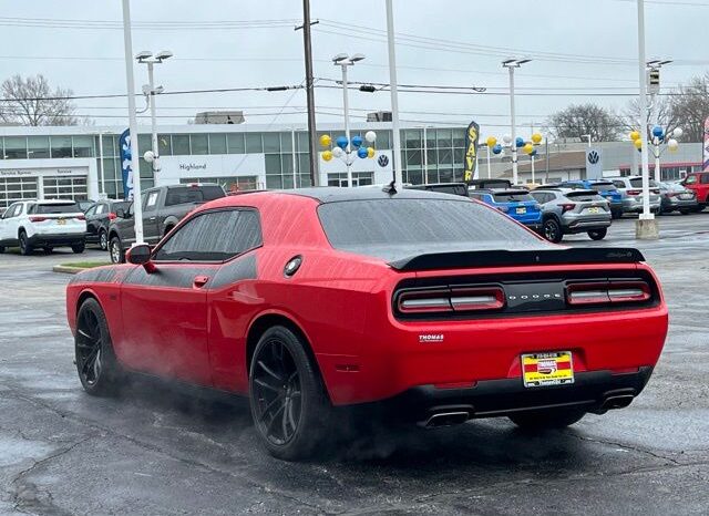 
 Dodge Challenger full									