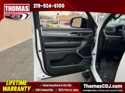 
 Jeep Grand Wagoneer full									