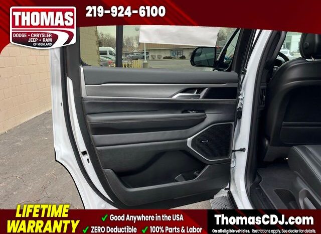 
 Jeep Grand Wagoneer full									