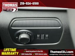 
 Jeep Grand Wagoneer full									