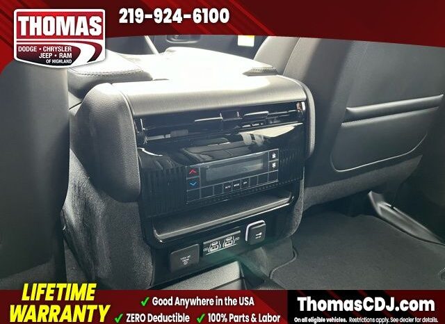 
 Jeep Grand Wagoneer full									