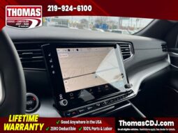 
 Jeep Grand Wagoneer full									