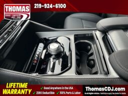 
 Jeep Grand Wagoneer full									