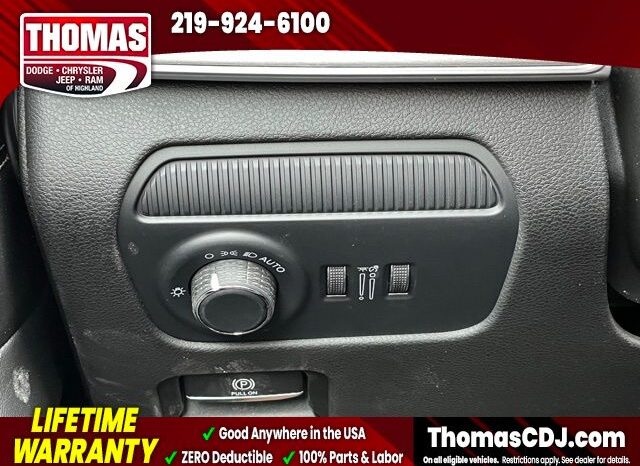 
 Jeep Grand Wagoneer full									