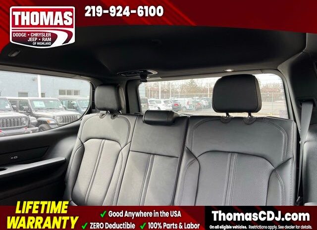 
 Jeep Grand Wagoneer full									