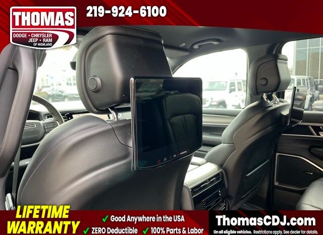 
 Jeep Grand Wagoneer full									