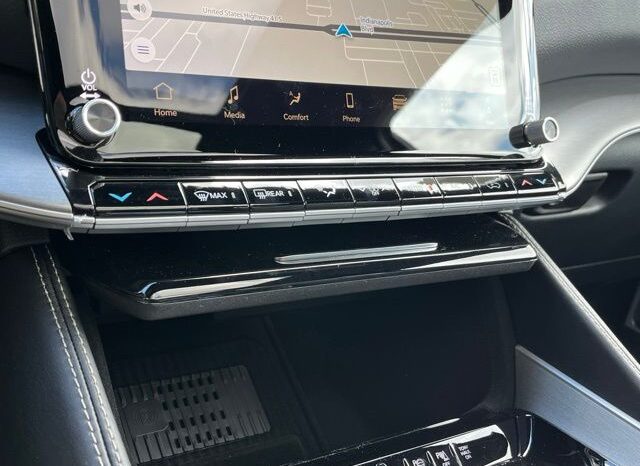 
 Jeep Grand Wagoneer full									