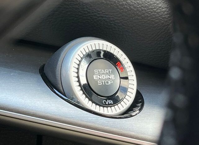 
 Jeep Grand Wagoneer full									