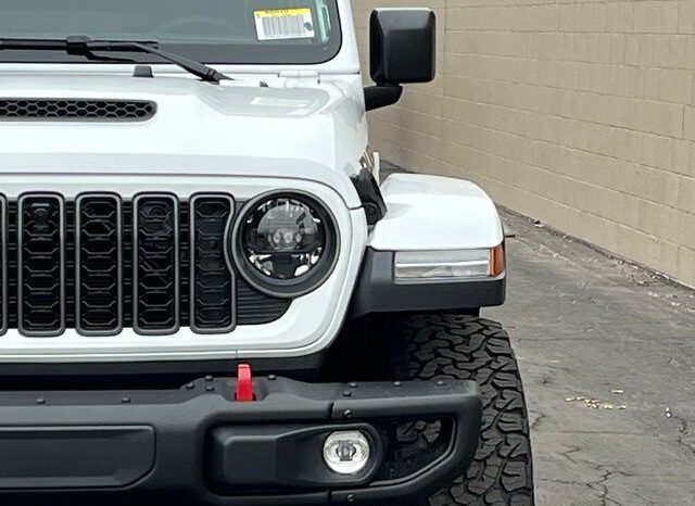 
 Jeep Wrangler full									