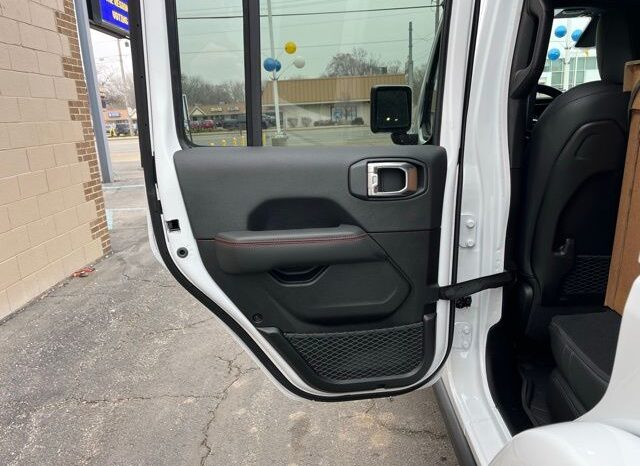
 Jeep Wrangler full									
