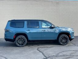 
 Jeep Grand Wagoneer full									