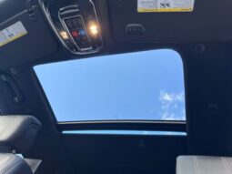 
 Jeep Grand Wagoneer full									