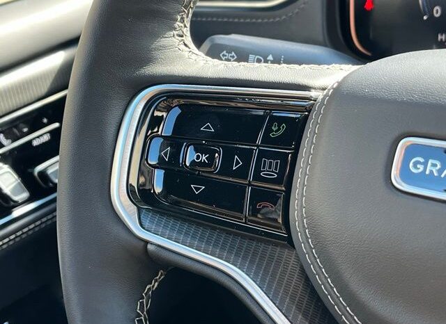 
 Jeep Grand Wagoneer full									