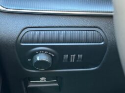 
 Jeep Grand Wagoneer full									