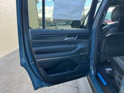 
 Jeep Grand Wagoneer full									