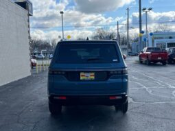 
 Jeep Grand Wagoneer full									