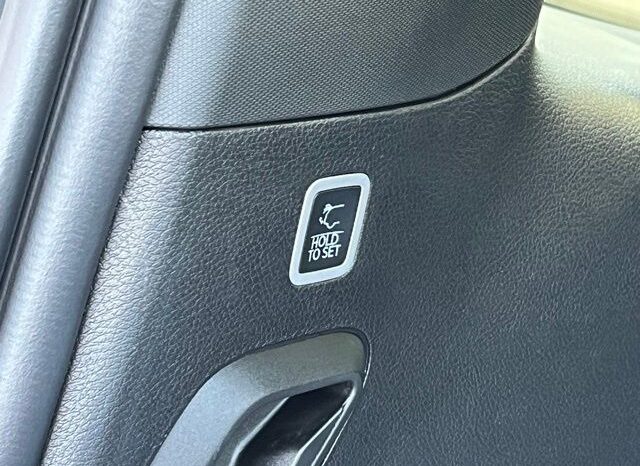 
 Jeep Grand Wagoneer full									