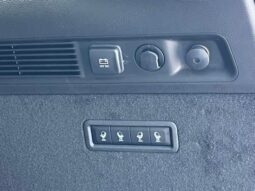 
 Jeep Grand Wagoneer full									