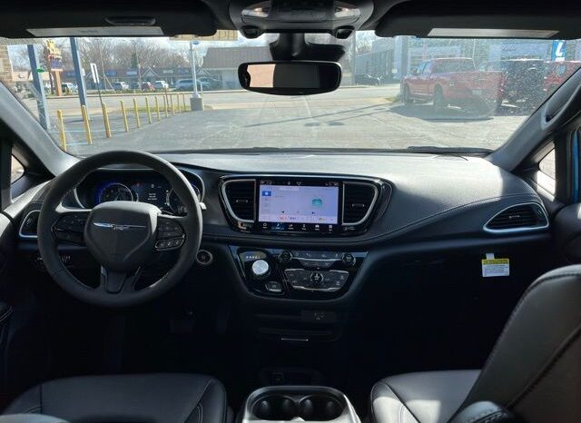 
 Chrysler Pacifica full									