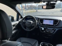 
 Chrysler Pacifica full									