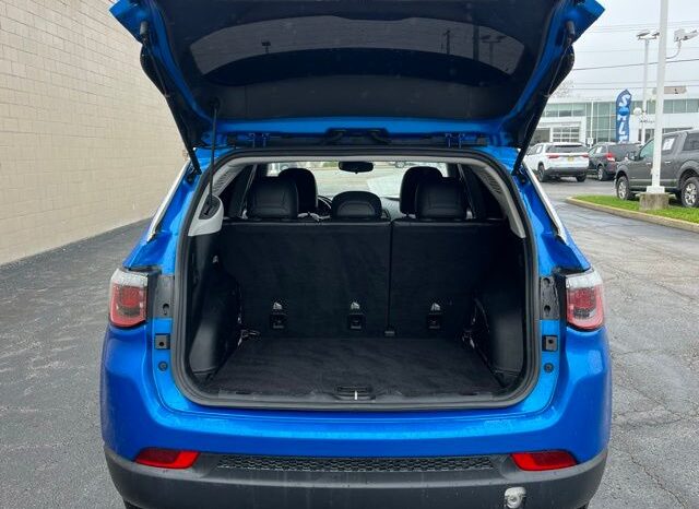
 Jeep Compass full									