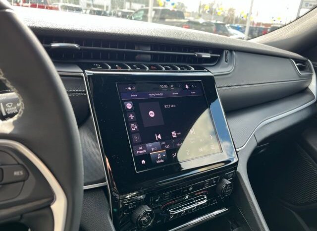 
 Jeep Grand Cherokee L full									