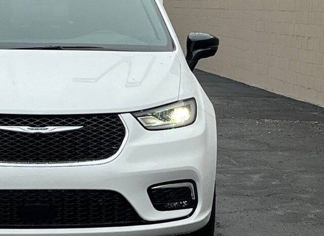 
 Chrysler Pacifica full									