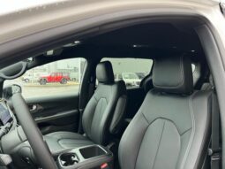 
 Chrysler Pacifica full									