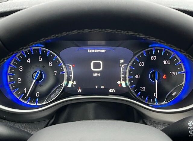 
 Chrysler Pacifica full									