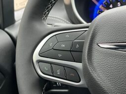 
 Chrysler Pacifica full									