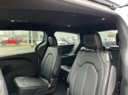 
 Chrysler Pacifica full									