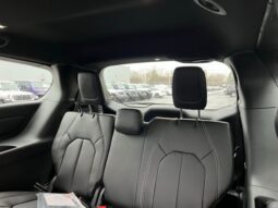 
 Chrysler Pacifica full									