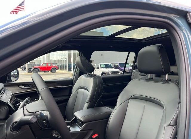 
 Jeep Grand Cherokee L full									