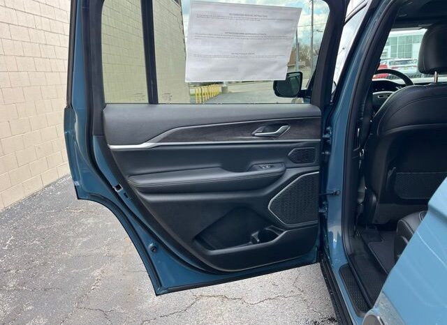 
 Jeep Grand Cherokee L full									