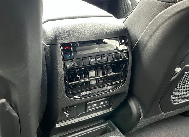 
 Jeep Grand Cherokee L full									