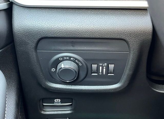 
 Jeep Grand Cherokee L full									