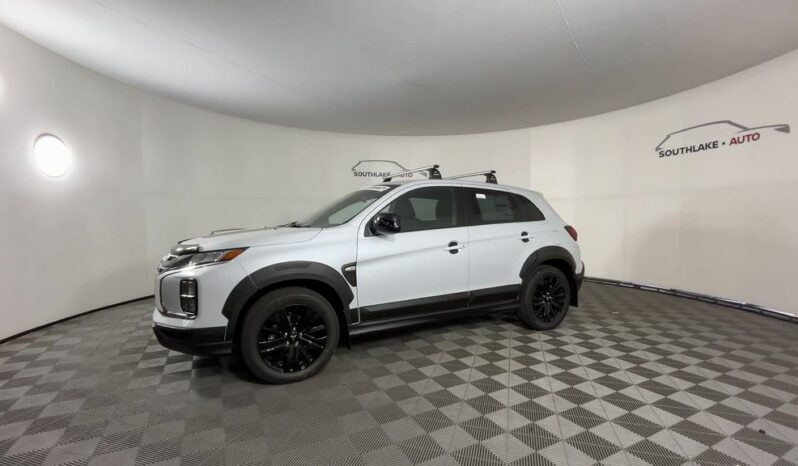 
 Mitsubishi Outlander Sport full									