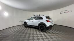 Mitsubishi Outlander Sport full