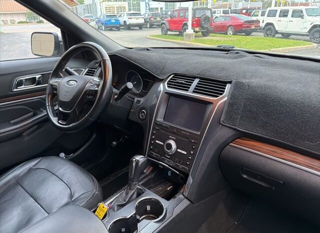 
 Ford Explorer full									