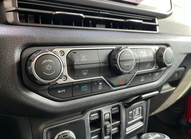 
 Jeep Wrangler full									