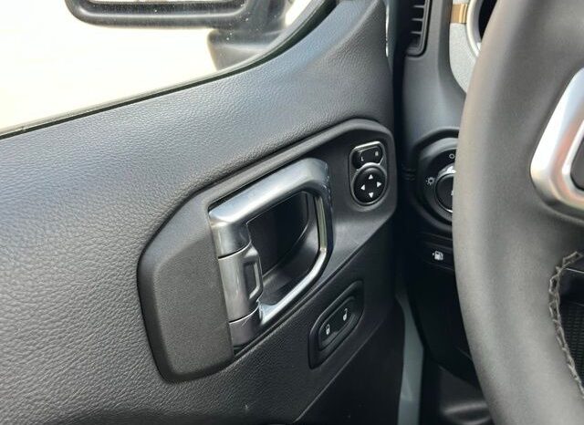 
 Jeep Wrangler full									
