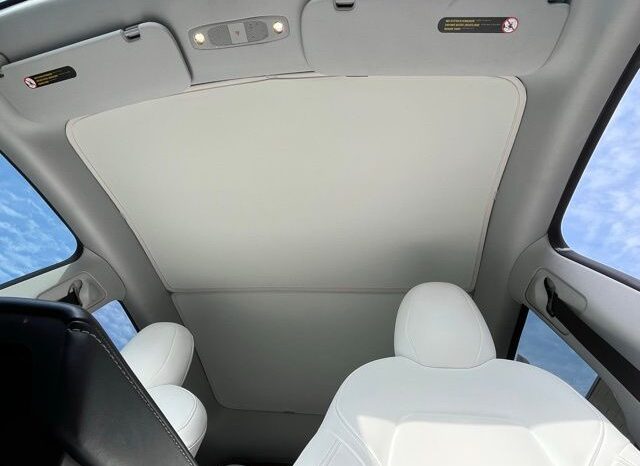 
 Tesla Model Y full									