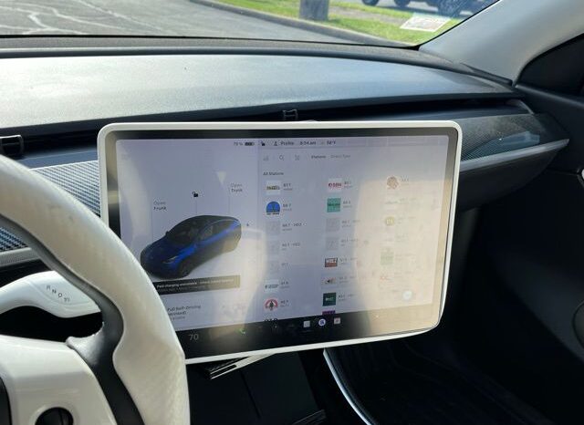 
 Tesla Model Y full									