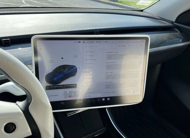
 Tesla Model Y full									