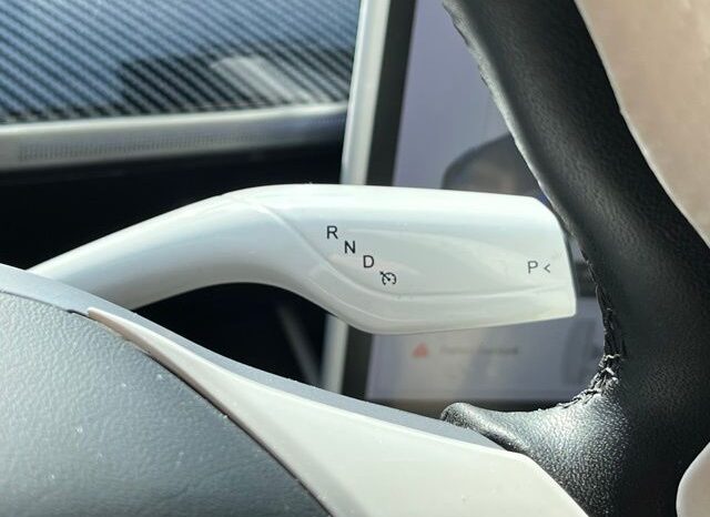 
 Tesla Model Y full									