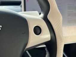 
 Tesla Model Y full									