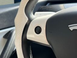 
 Tesla Model Y full									